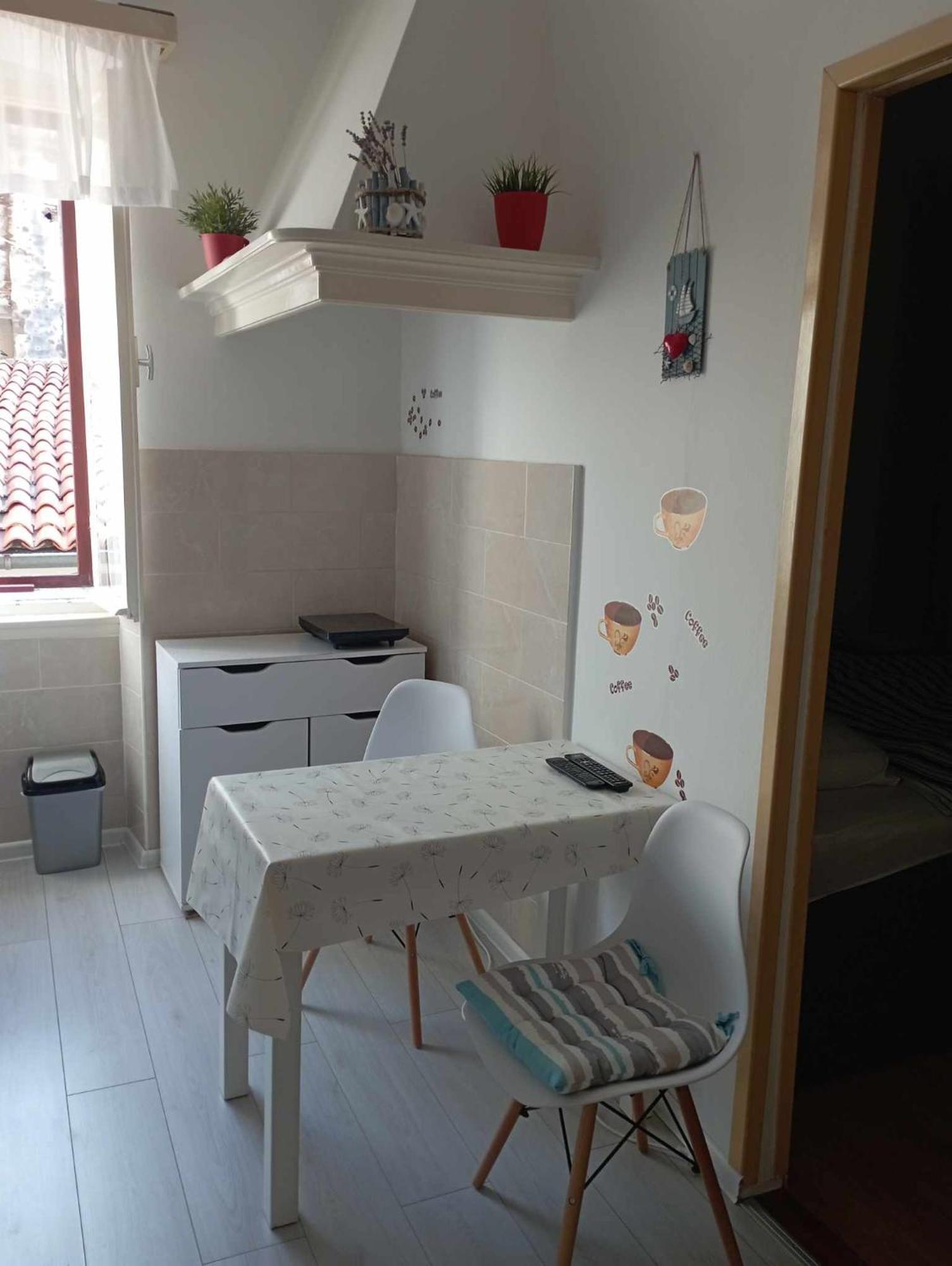 Apartman Angela Ровинь Экстерьер фото