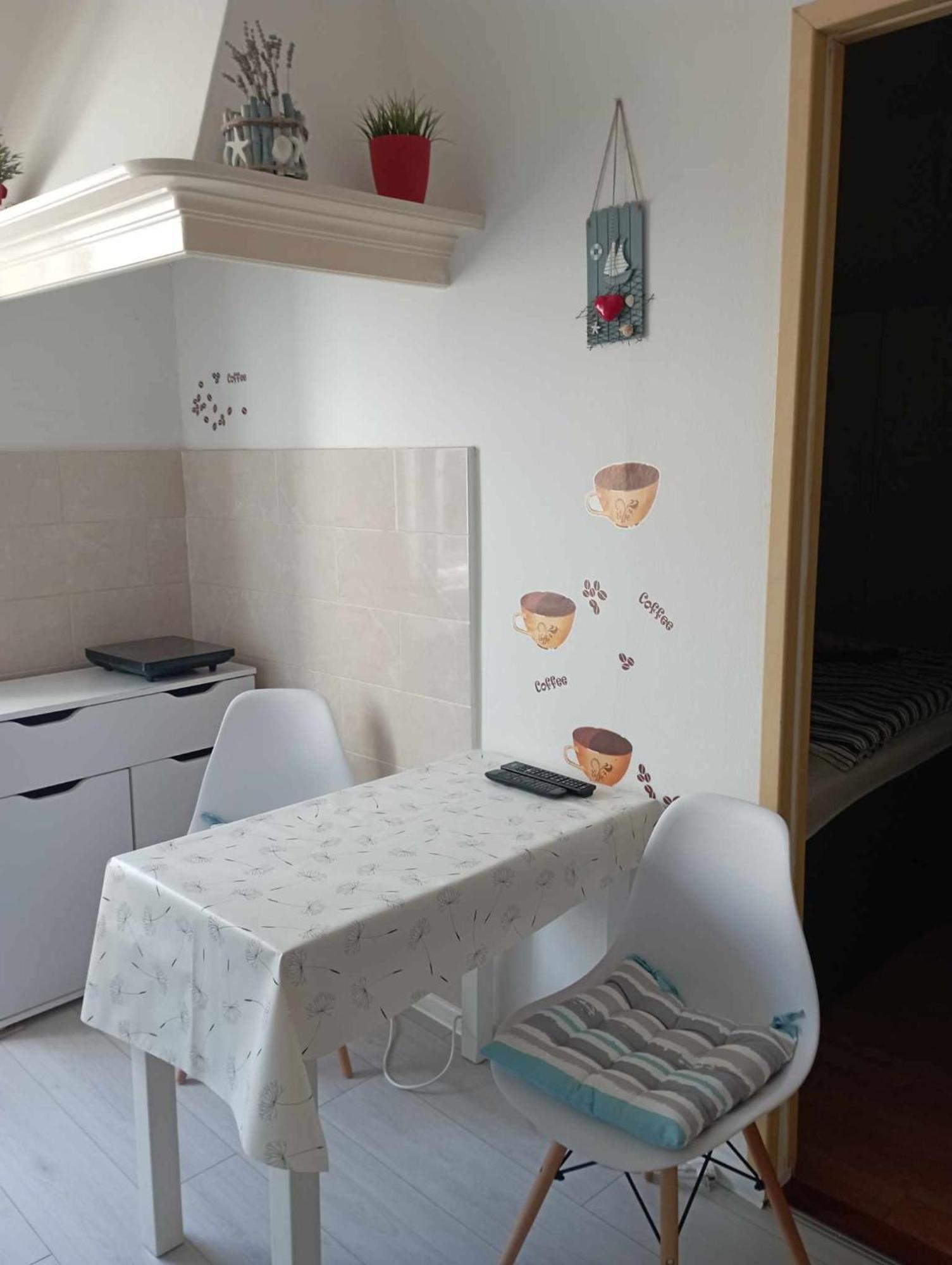 Apartman Angela Ровинь Экстерьер фото