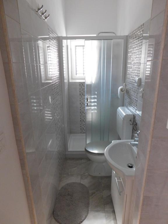 Apartman Angela Ровинь Экстерьер фото